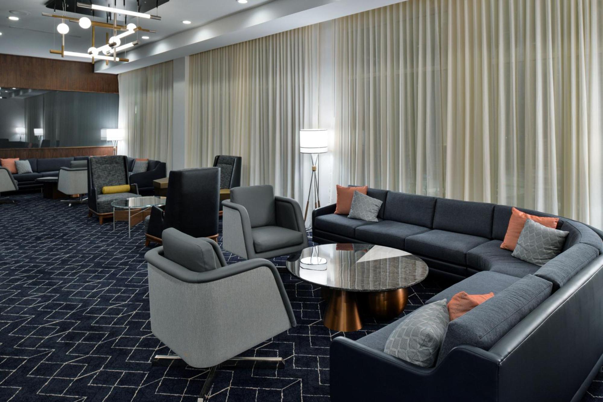 فندق Courtyard By Marriott Raleigh Cary Crossroads المظهر الخارجي الصورة