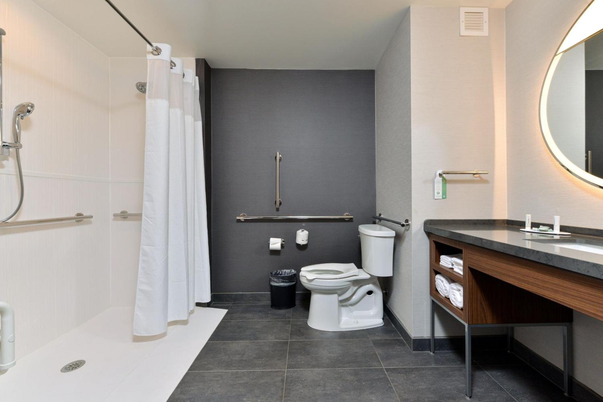 فندق Courtyard By Marriott Raleigh Cary Crossroads المظهر الخارجي الصورة