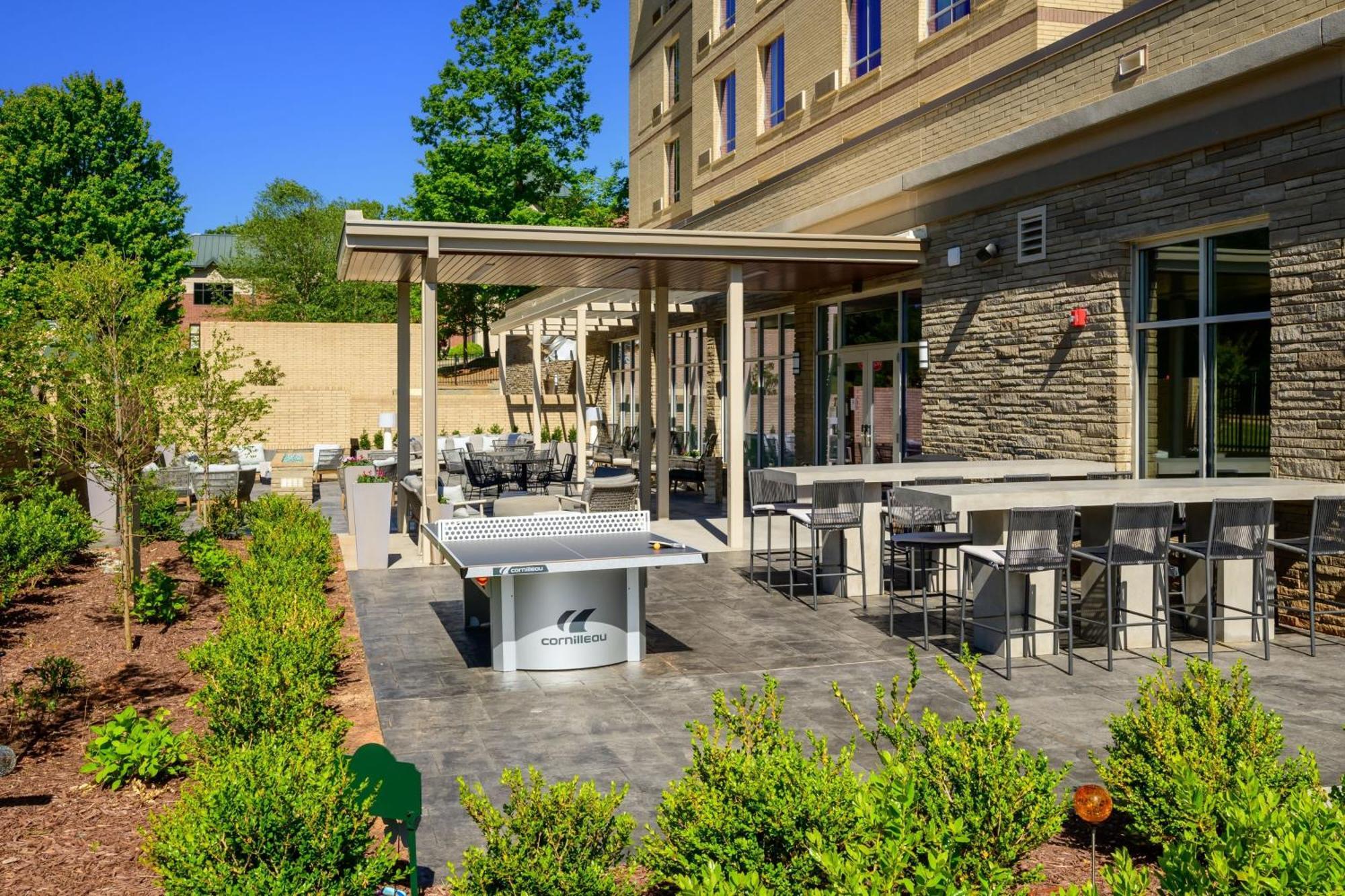 فندق Courtyard By Marriott Raleigh Cary Crossroads المظهر الخارجي الصورة