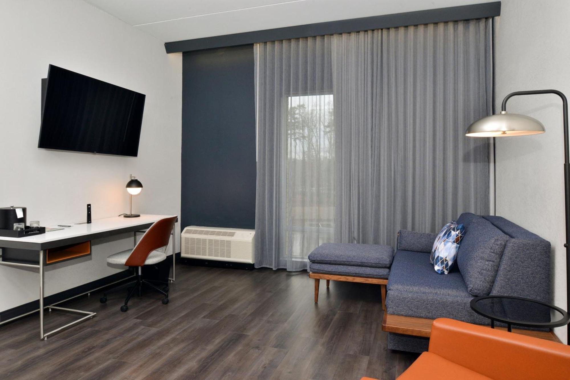 فندق Courtyard By Marriott Raleigh Cary Crossroads المظهر الخارجي الصورة